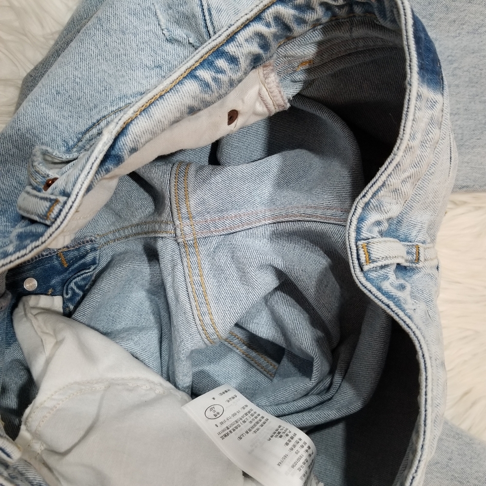 Abercrombie And Fitch Curve Love The Dad High Rise Light Blue Jeans SIZE 29/8R - Picture 15 of 16